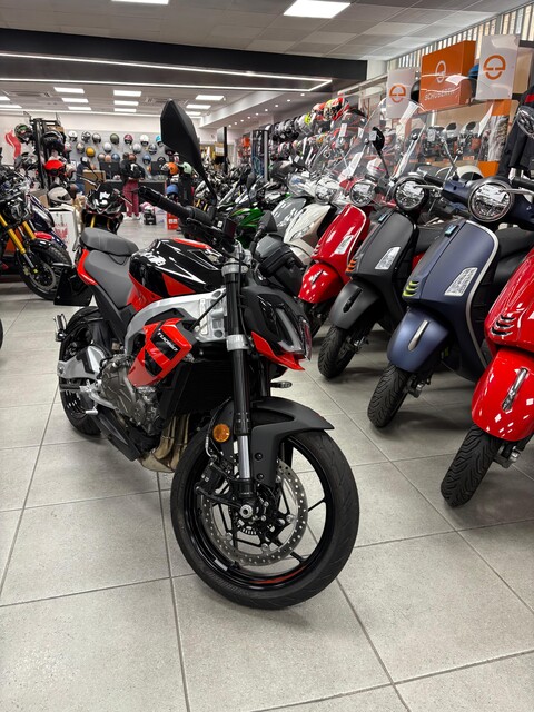 Tuono 457 - Aziendale Aprilia