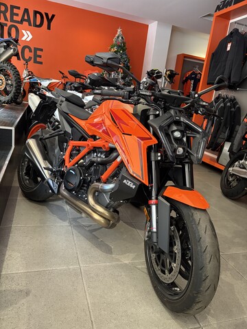 1390 SUPER DUKE R KTM