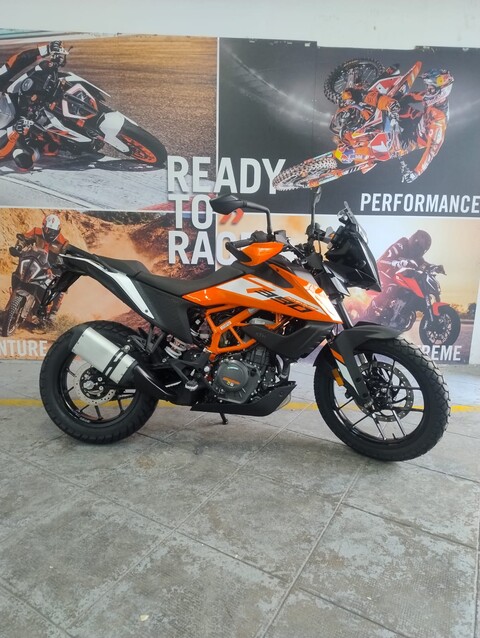 390 ADVENTURE -AZIENDALE KTM