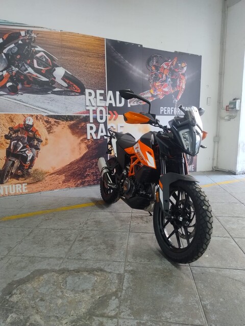 390 ADVENTURE -AZIENDALE KTM