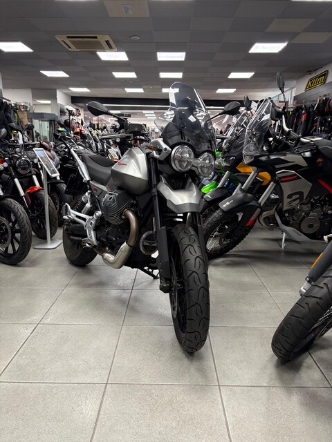 V85 Strada Moto Guzzi