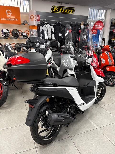 TWEET 200 KM0 Peugeot