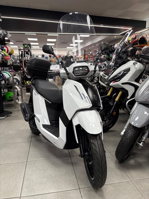 TWEET 200 KM0 Peugeot