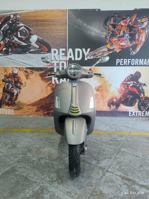 VESPA GTS 300 SUPER TECH