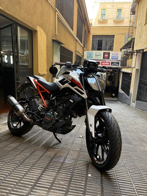 DUKE 125 KTM