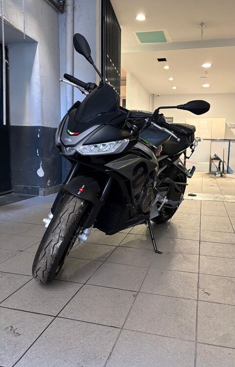 TUONO 660 KM/0 Aprilia