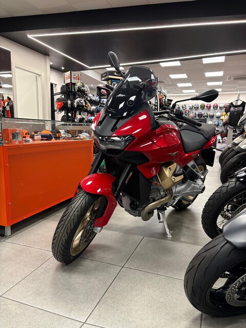 V100 MANDELLO - KM0 Moto Guzzi