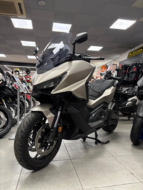 FORZA 750 Honda