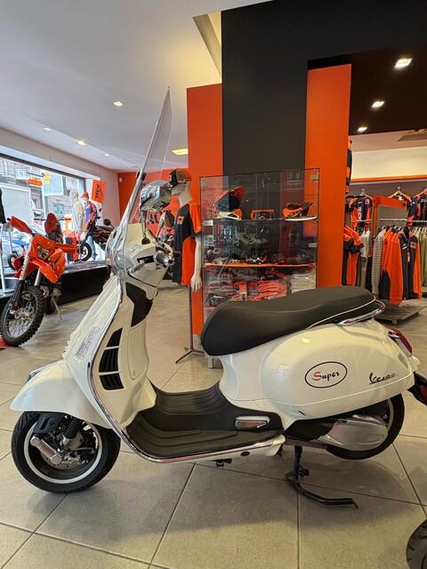 GTS 300 SUPER Piaggio