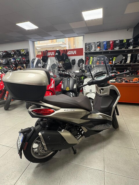 BEVERLY 400 FULL OPTIONAL Piaggio