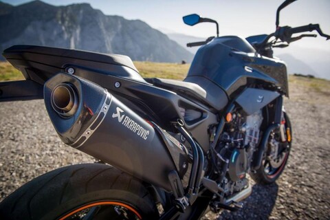 Akrapovic "Slip-on Line" KTM