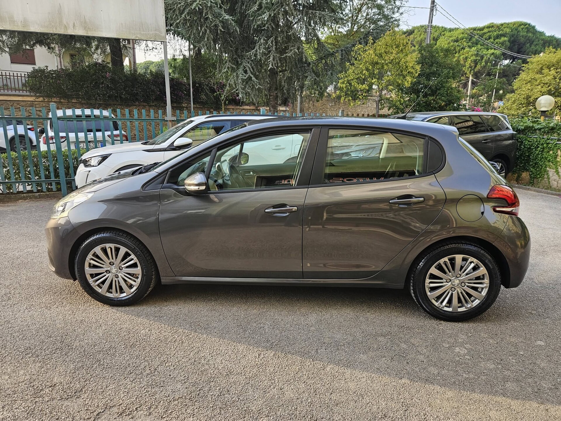 Peugeot 208 ALLURE Benzina
