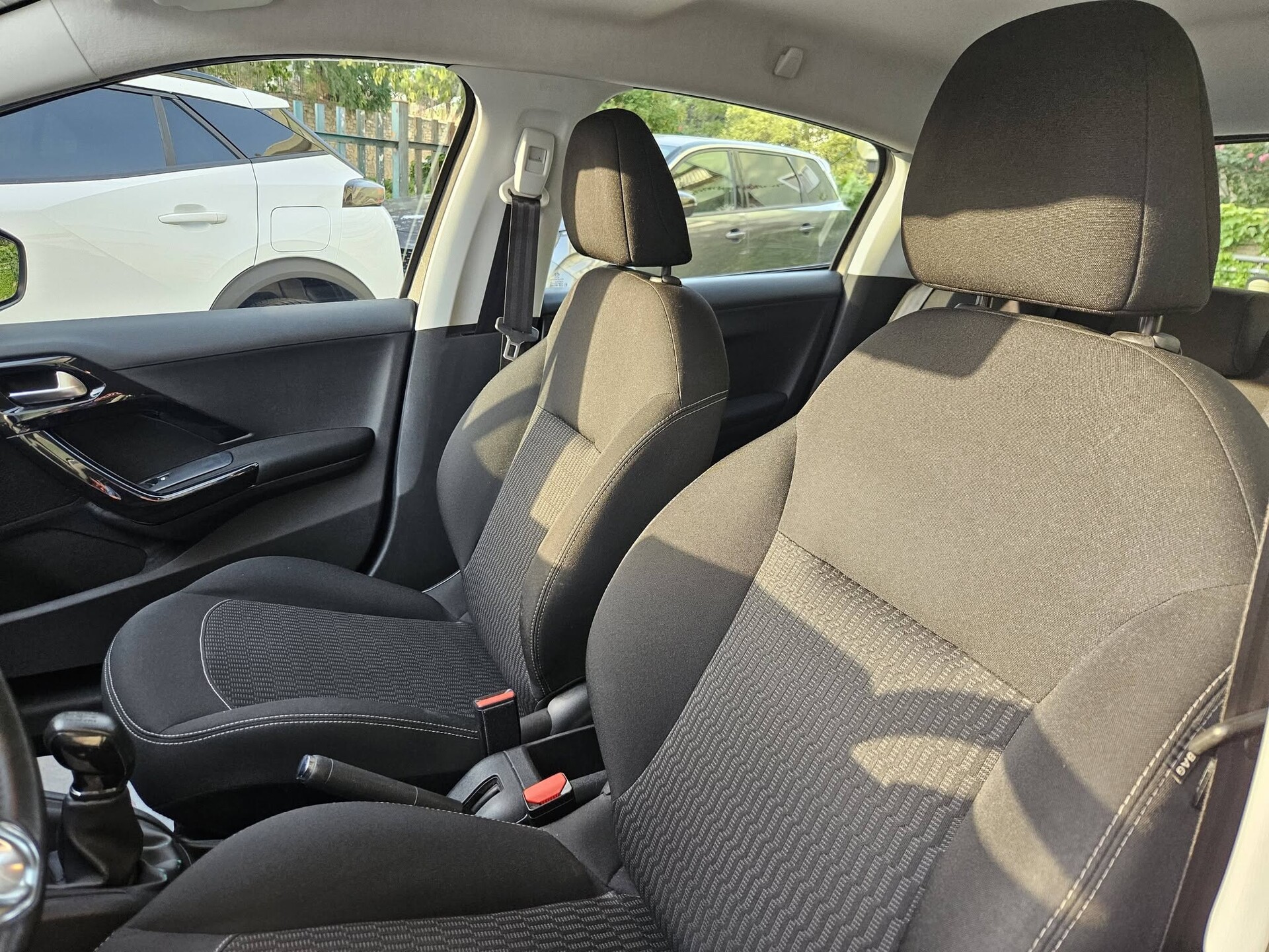 Peugeot 208 ALLURE Benzina