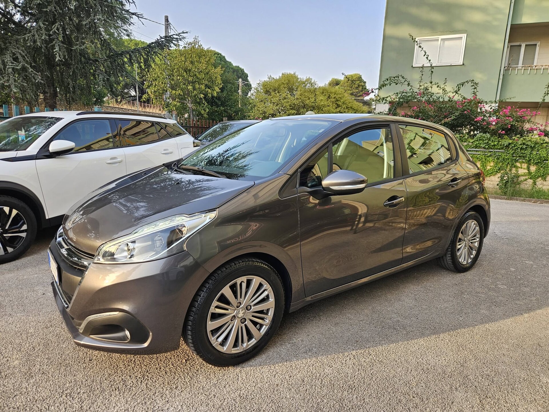 Peugeot 208 ALLURE Benzina