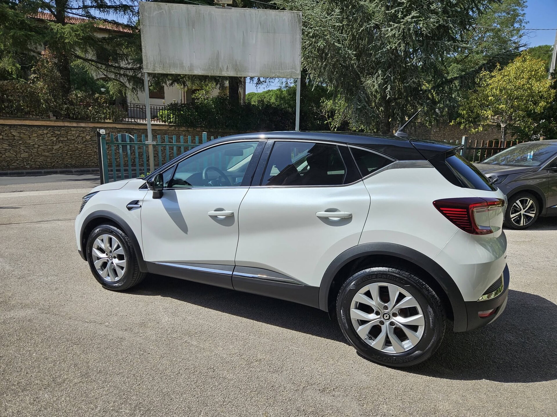 Renault Captur INTENS Sport Ibrida