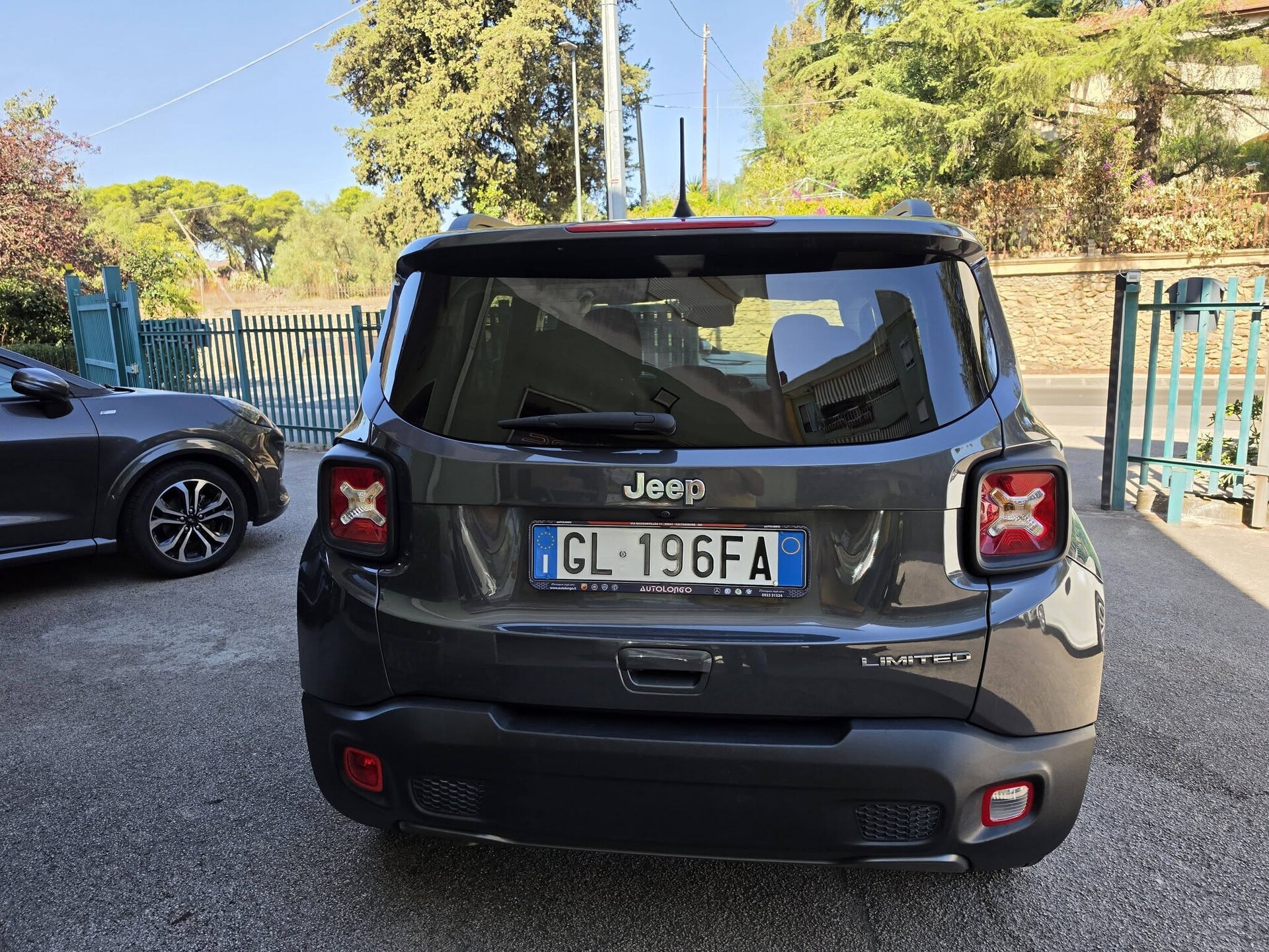 Jeep Renegade limited edition Diesel