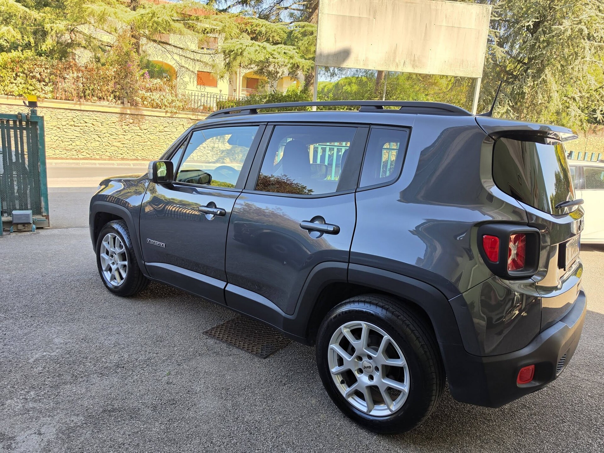 Jeep Renegade limited edition Diesel
