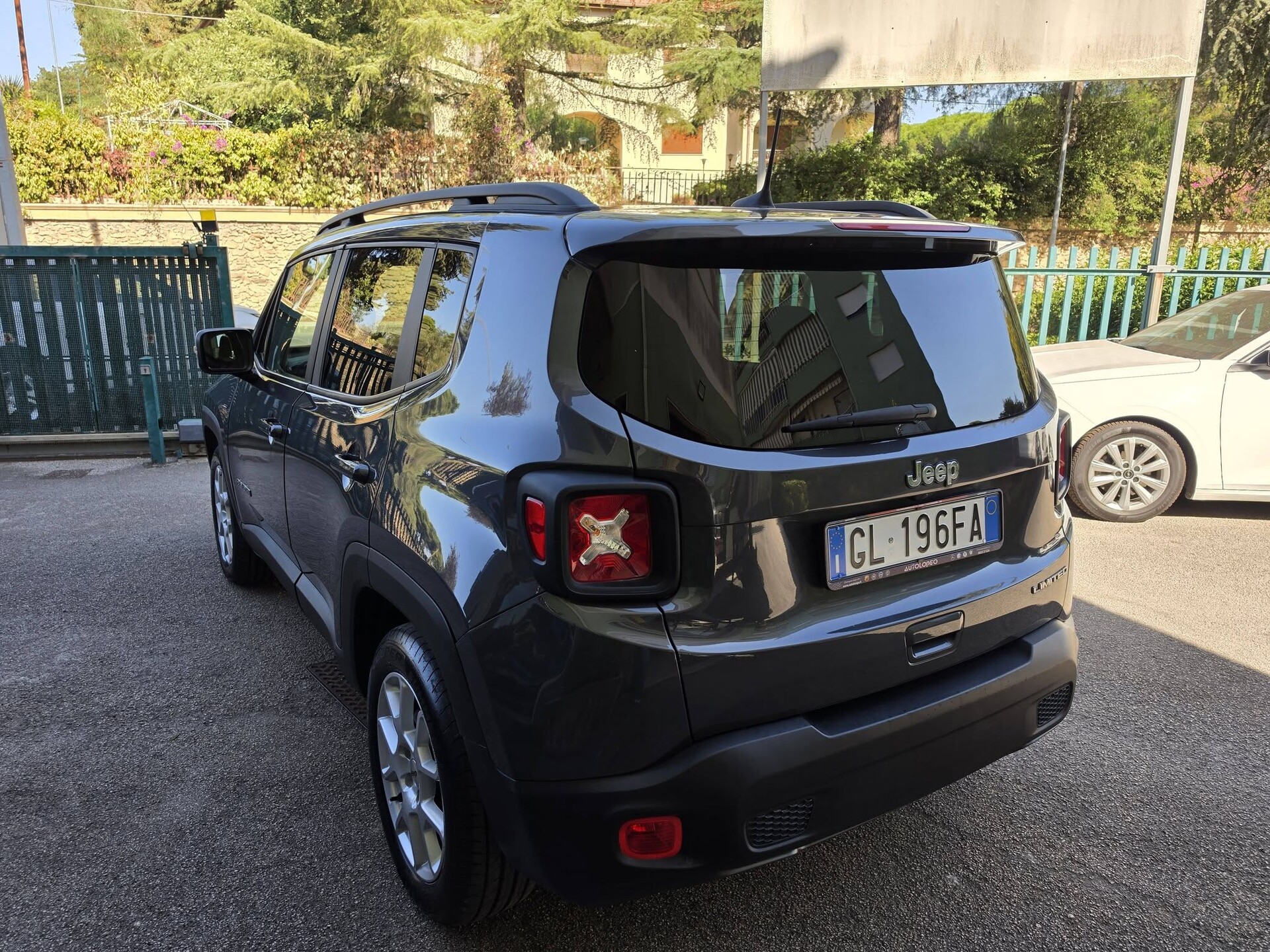 Jeep Renegade limited edition Diesel