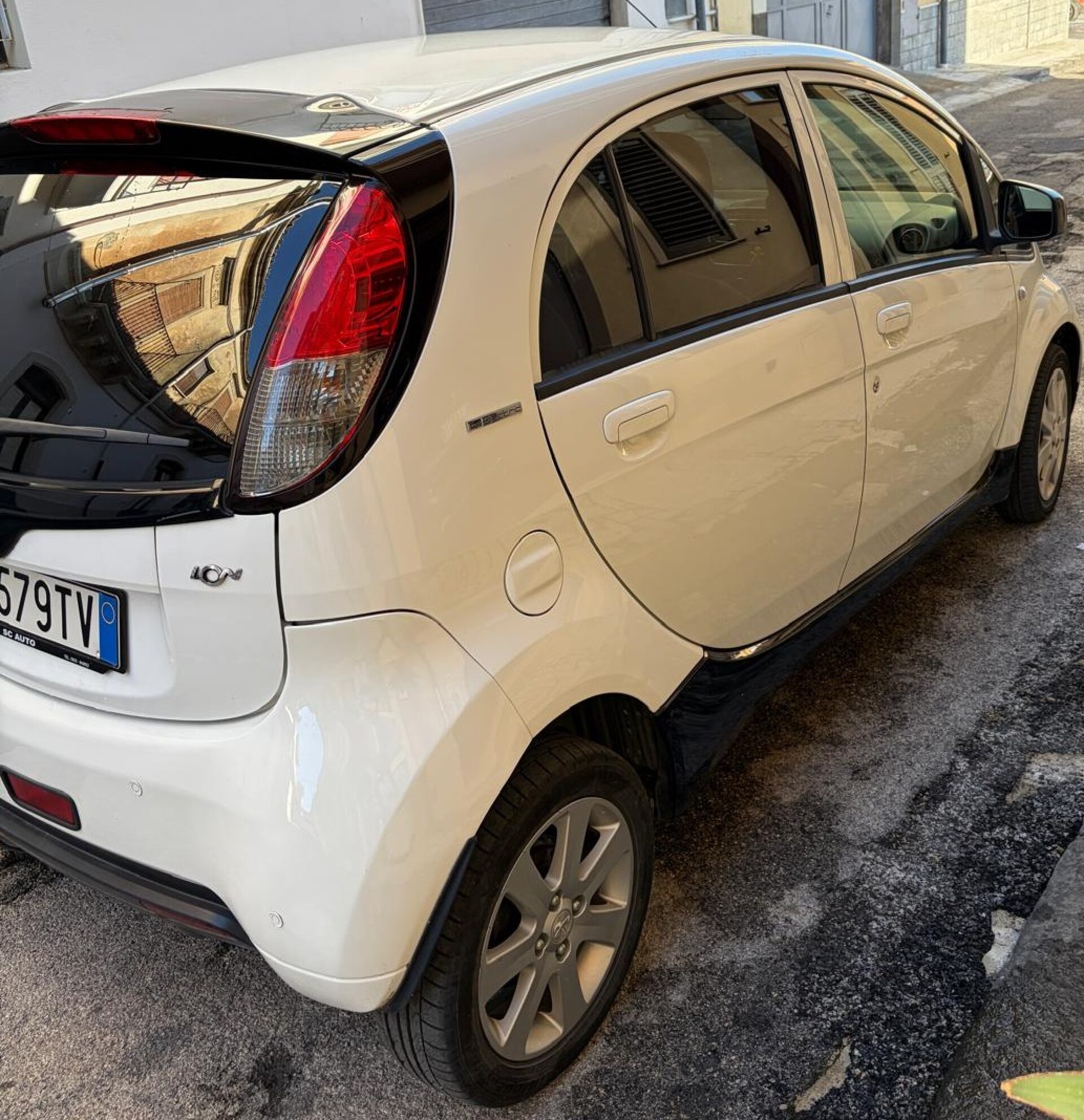 Peugeot 1007 PEUGEOT ION Elettrica