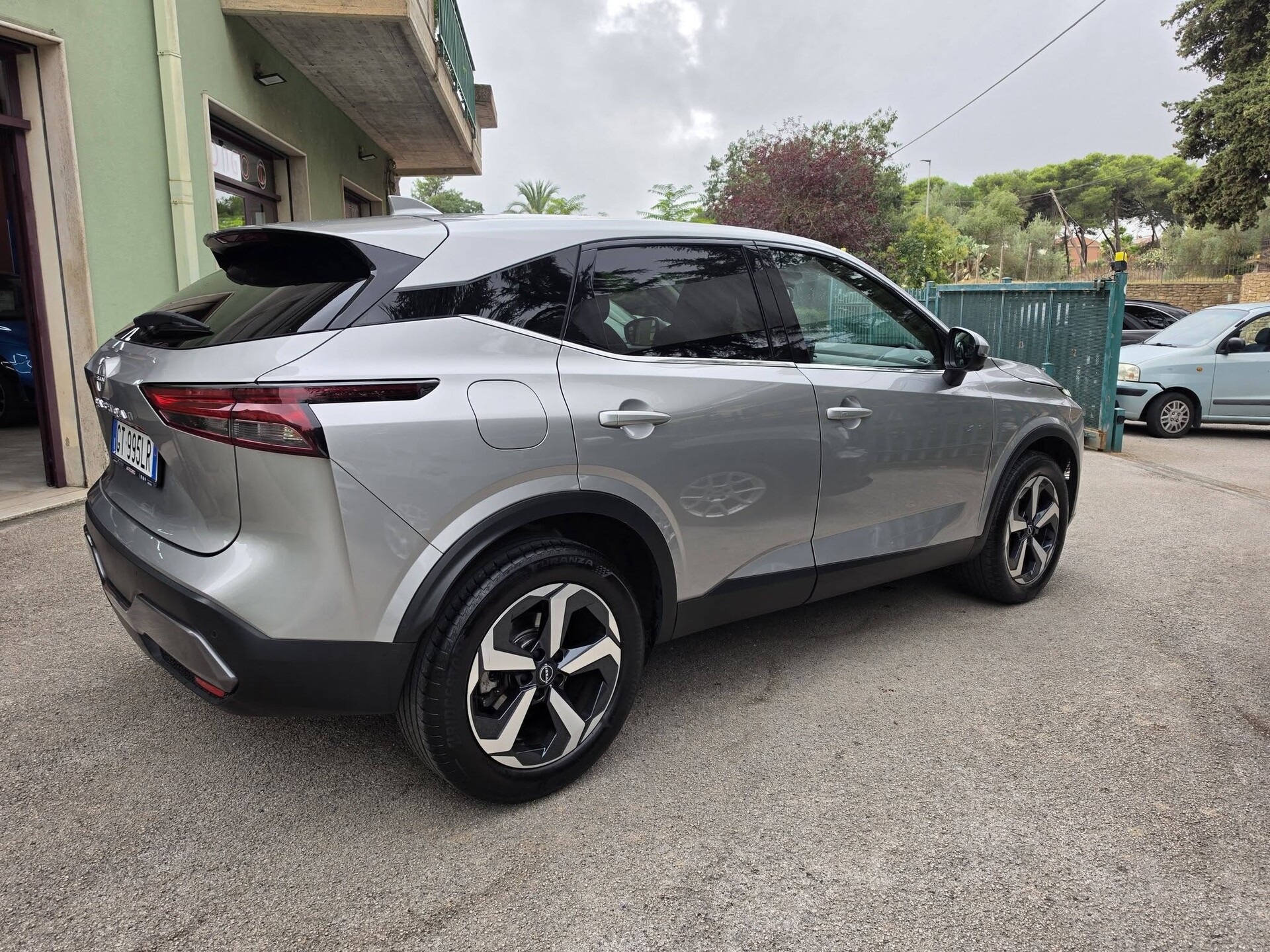 Nissan Qashqai N-CONNECTA Xtronic Elettrica / Benzina