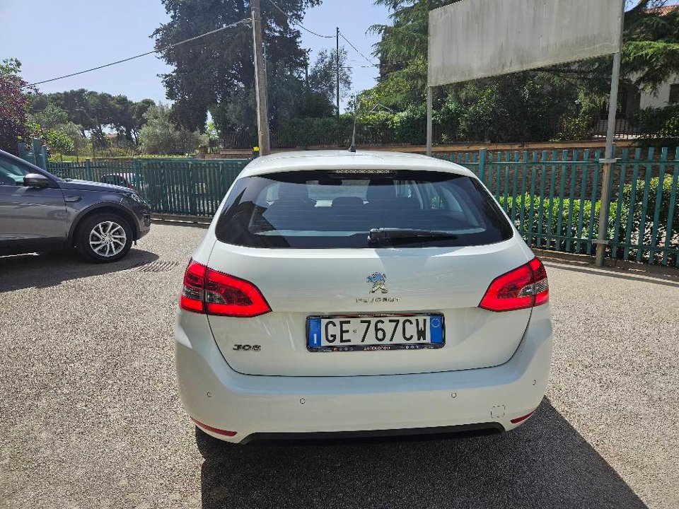 Peugeot 308 BUSINESS 130cv s&s Diesel