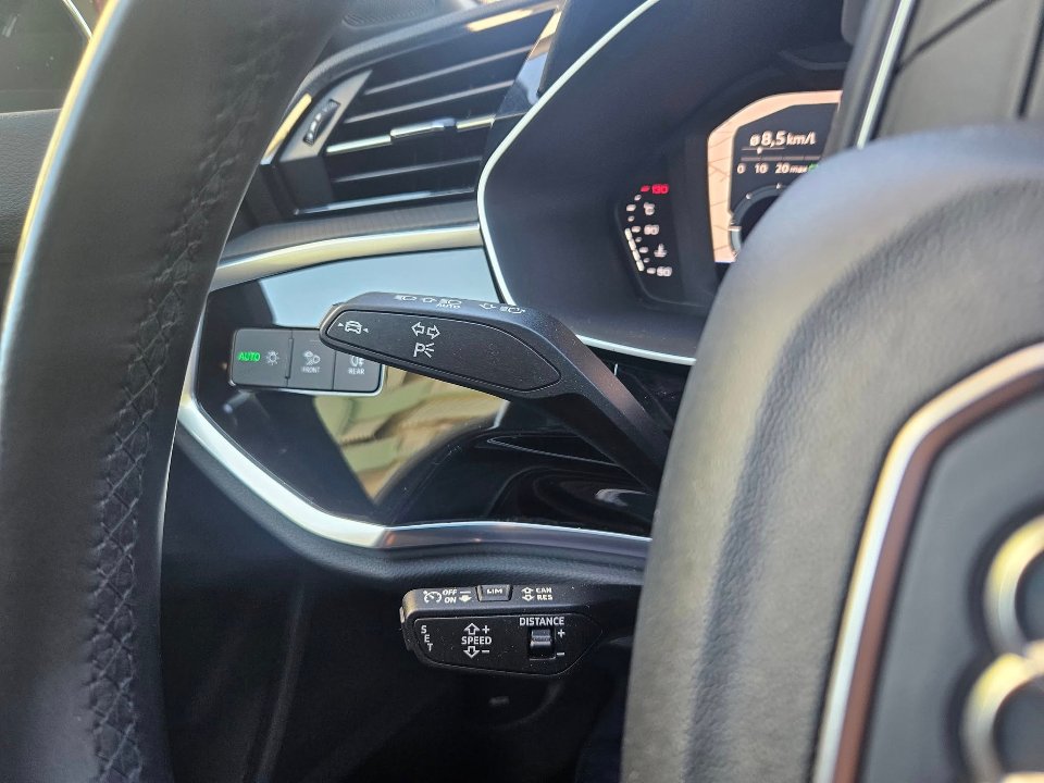 Audi Q3 S- LINE Diesel