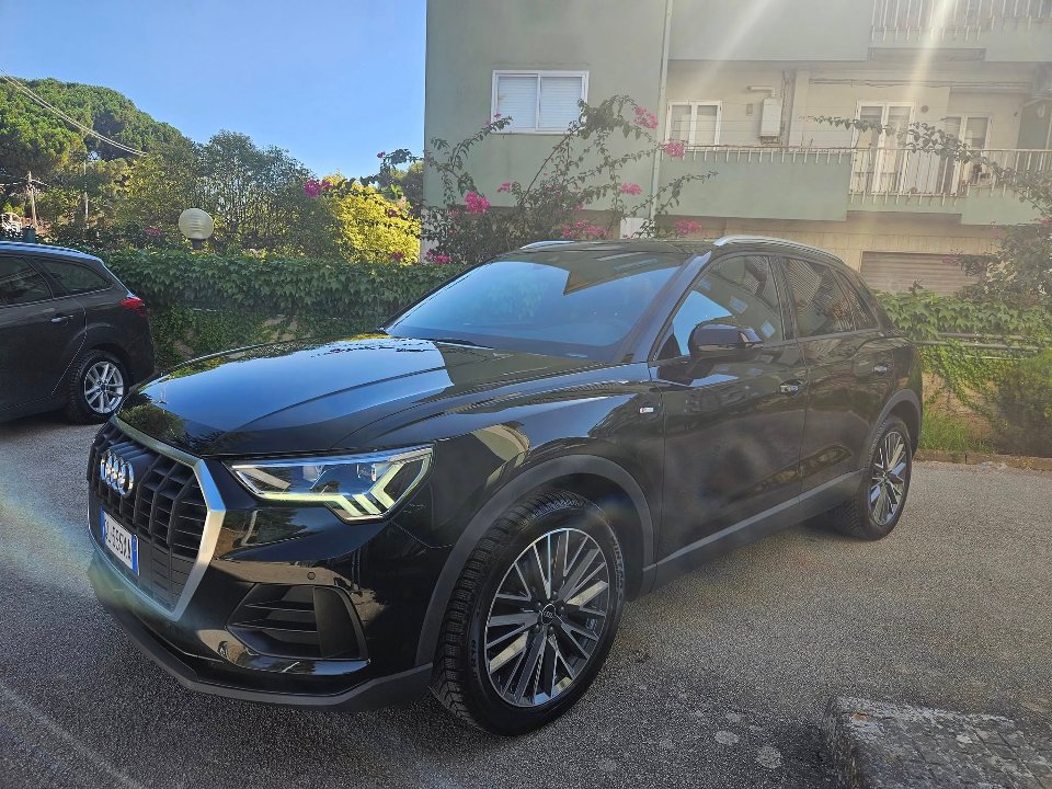 Audi Q3 S- LINE Diesel