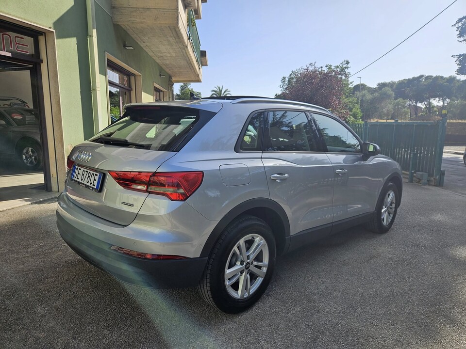 Audi Q3 DI quattro S tronic Business Sport Diesel