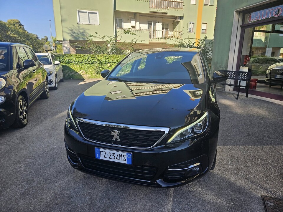 Peugeot 308 BUSINESS 130cv s&s Diesel