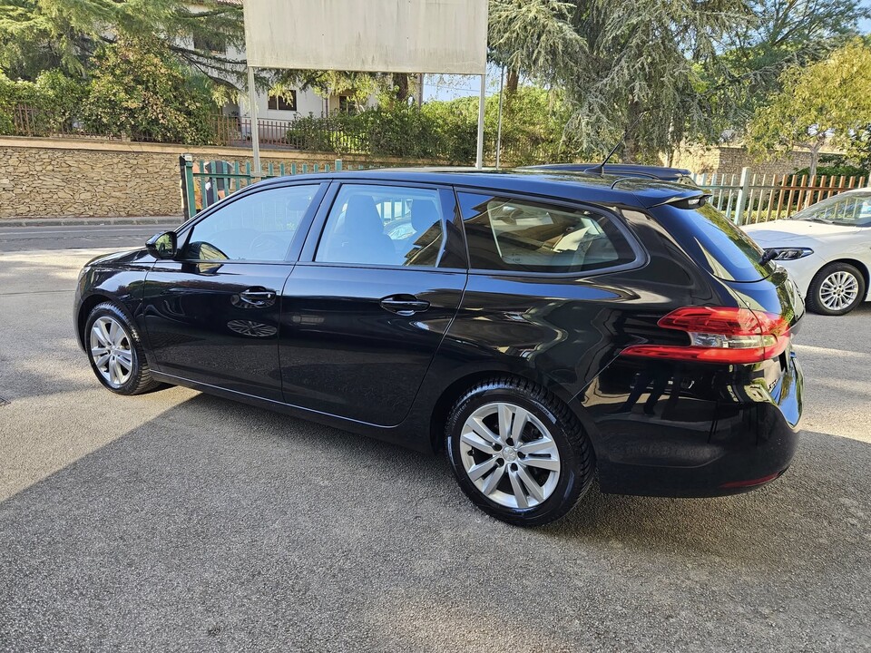 Peugeot 308 BUSINESS 130cv s&s Diesel