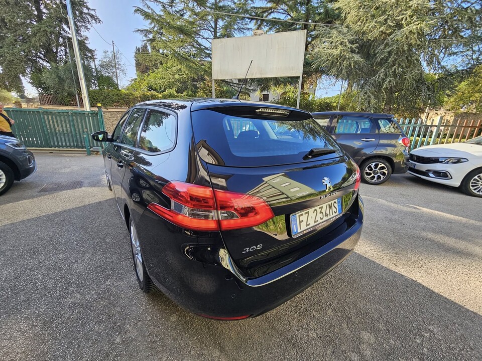 Peugeot 308 BUSINESS 130cv s&s Diesel