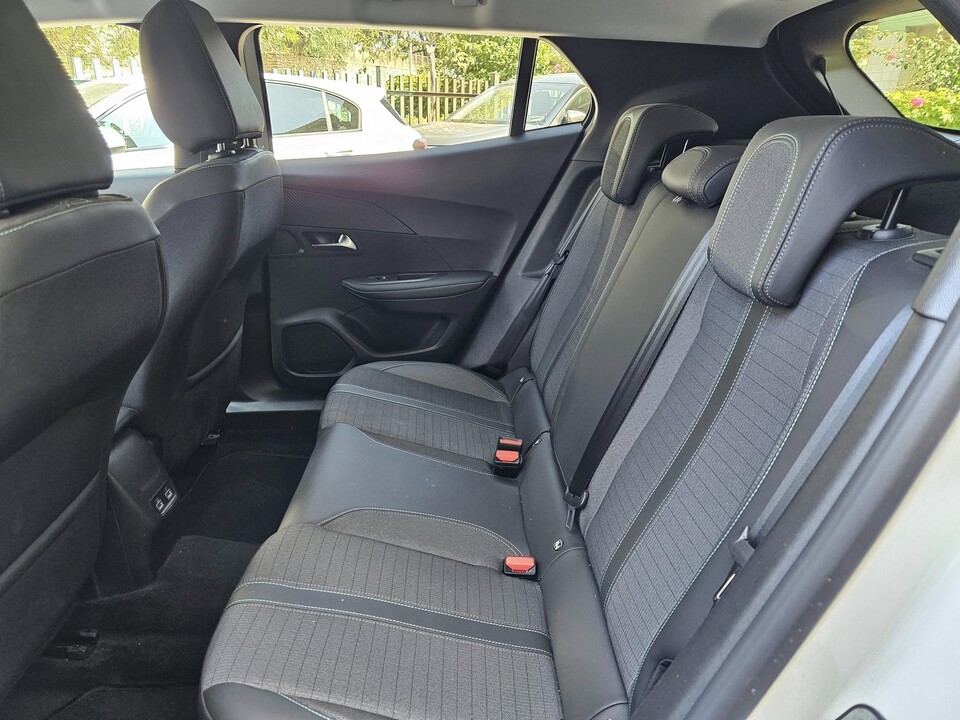 Peugeot 2008 ALLURE PACK Diesel