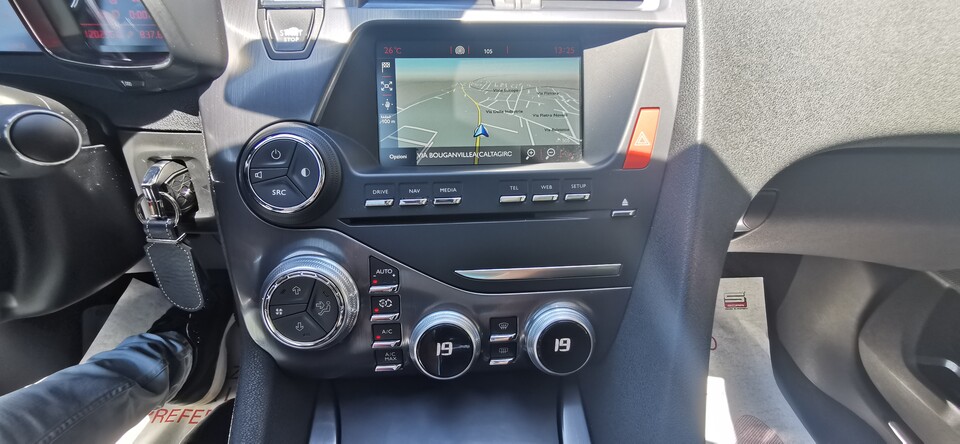 DS Automobiles DS7 Diesel