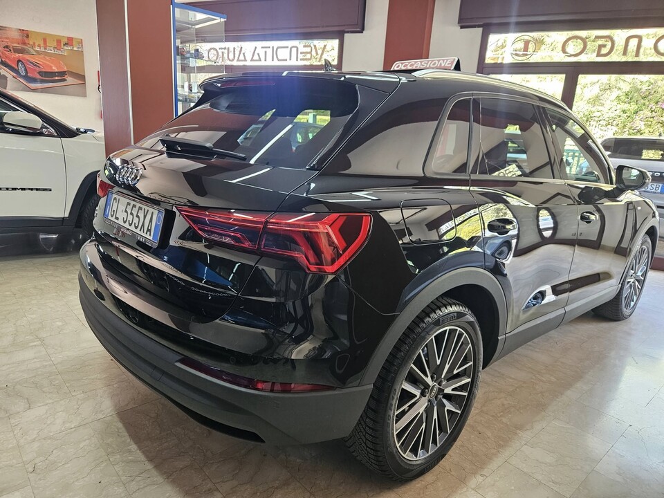 Audi Q3 S- LINE Diesel