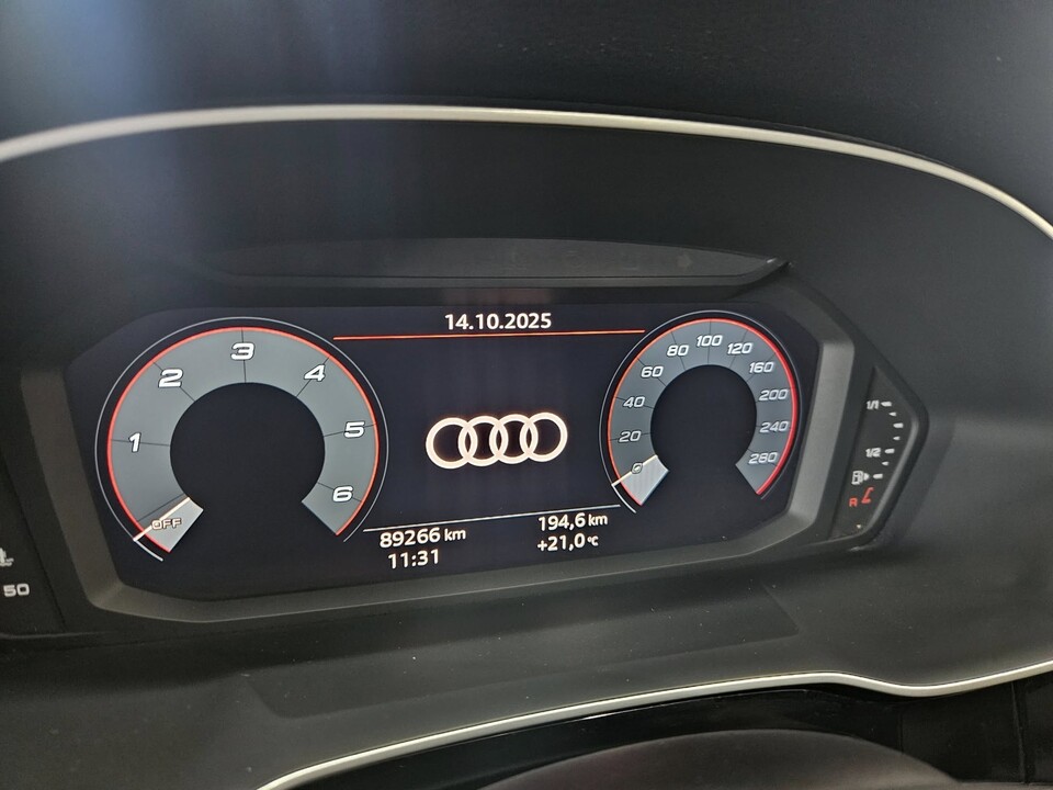 Audi Q3 S- LINE Diesel
