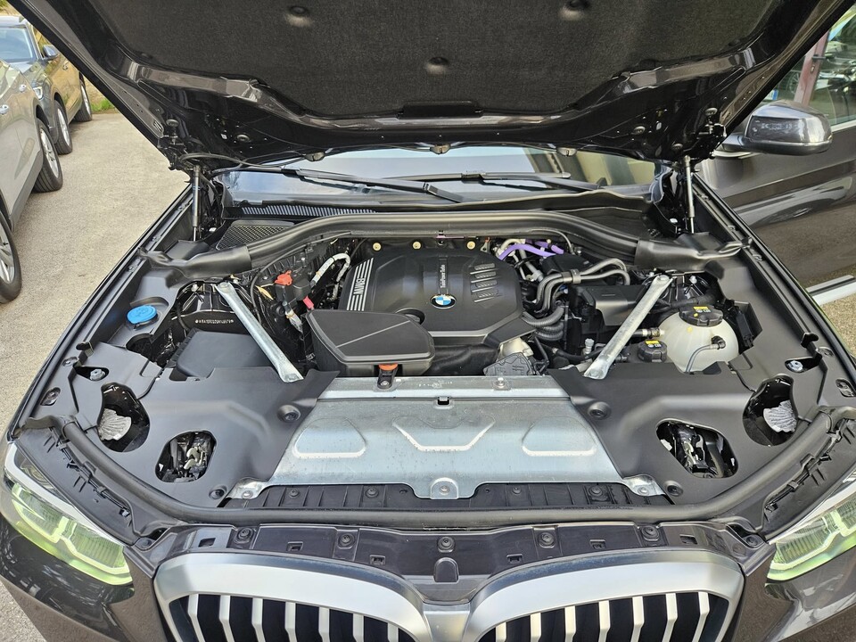 BMW X3 x-line Ibrida