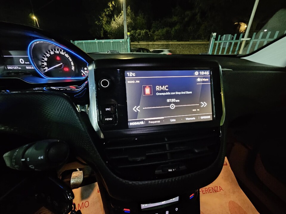 Peugeot 2008 ALLURE Diesel