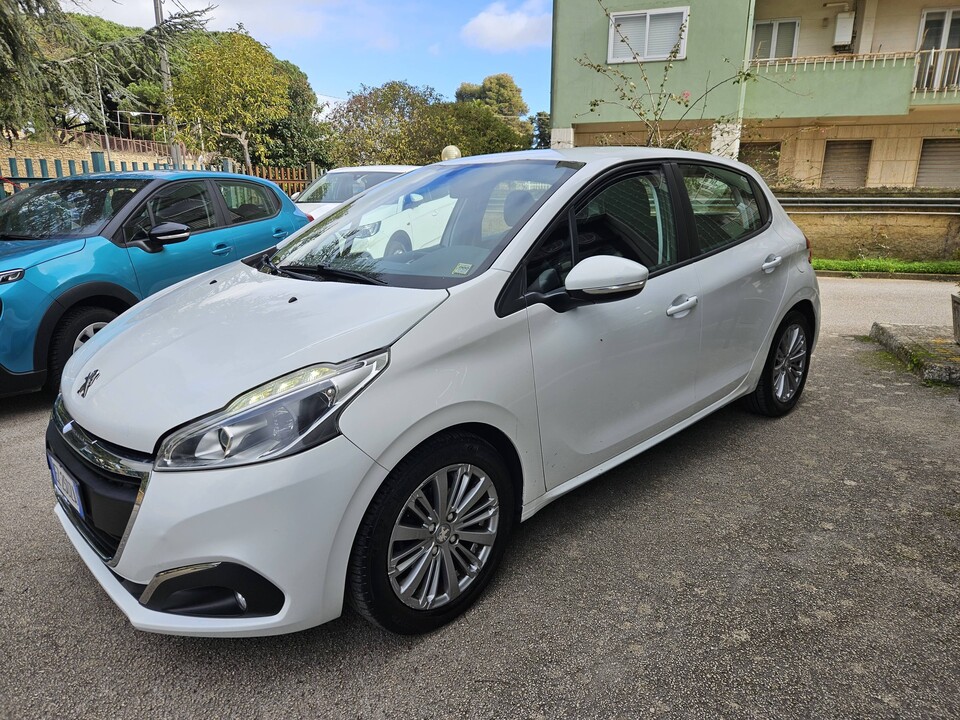 Peugeot 208 bluhdi Diesel