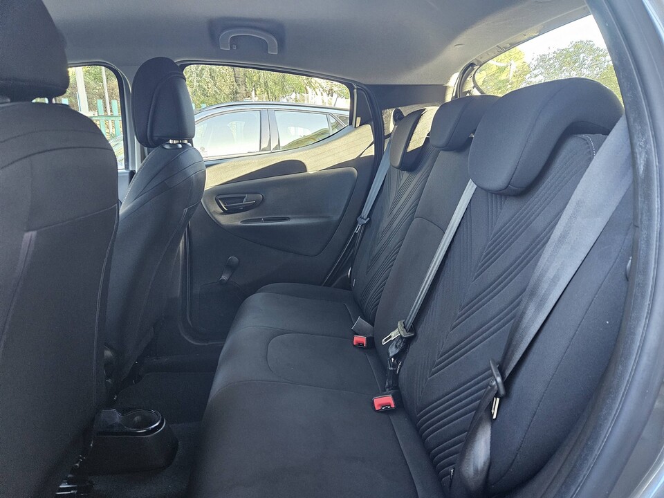 Lancia Ypsilon GOLD Elettrica / Benzina