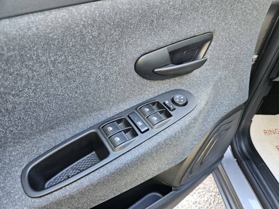 Lancia Ypsilon GOLD Elettrica / Benzina