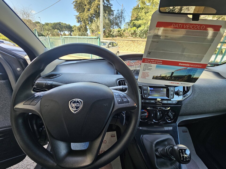 Lancia Ypsilon GOLD Elettrica / Benzina