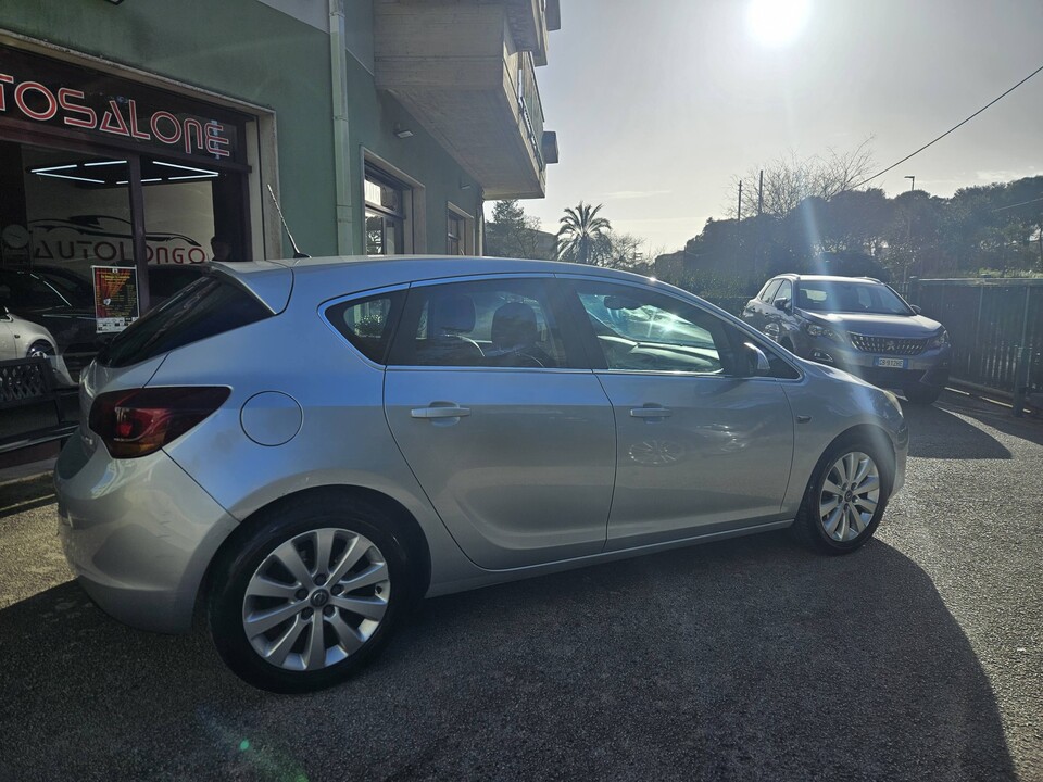 Opel Astra COSMO Diesel