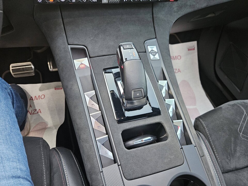 DS Automobiles DS7 PERFORMANCE LINE PLUS Diesel