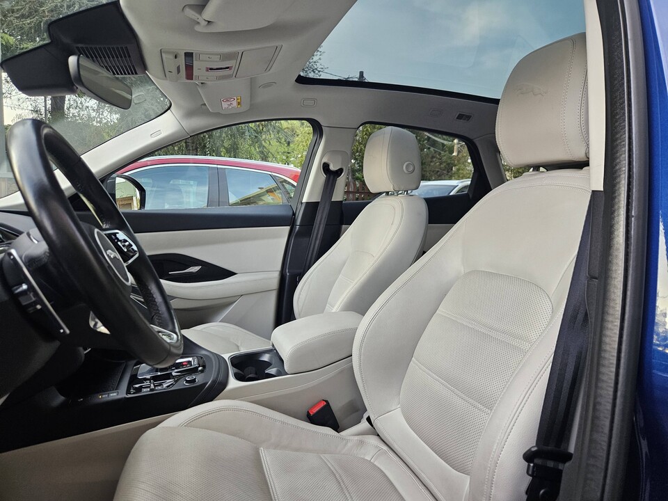 Jaguar E-Pace SE R-DYNAMIC Ibrida