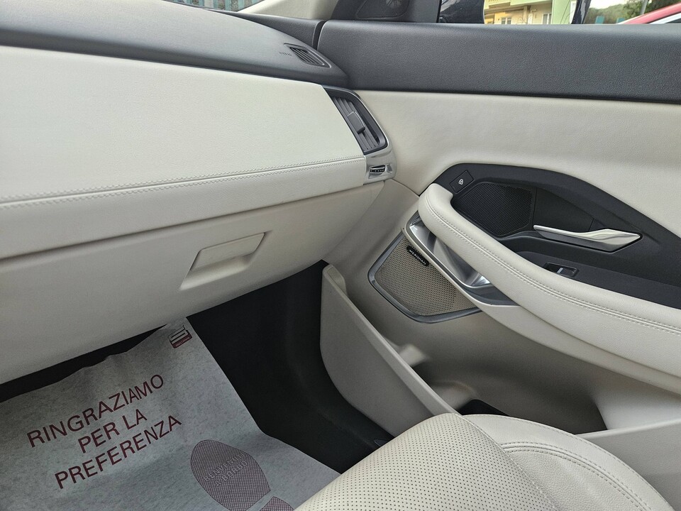 Jaguar E-Pace SE R-DYNAMIC Ibrida