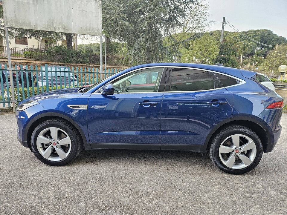 Jaguar E-Pace SE R-DYNAMIC Ibrida