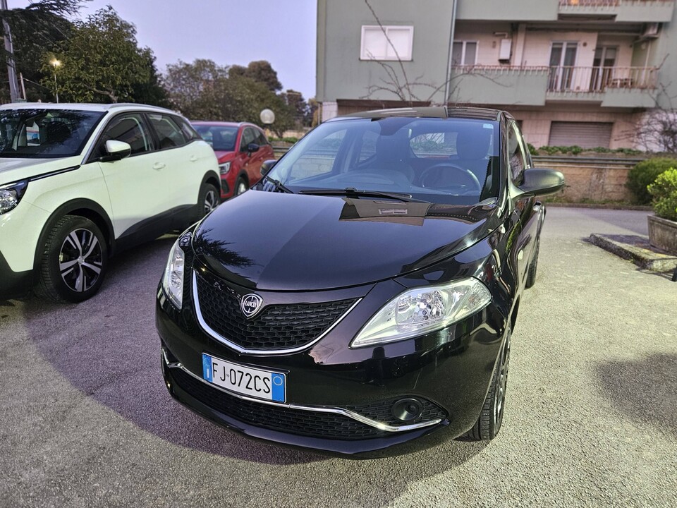 Lancia Ypsilon GOLD Diesel