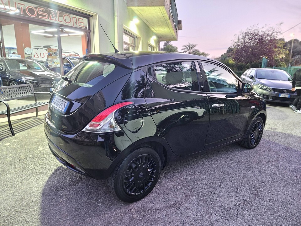 Lancia Ypsilon GOLD Diesel