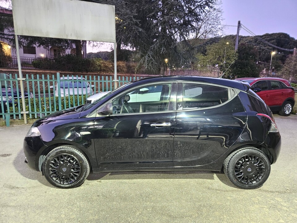 Lancia Ypsilon GOLD Diesel