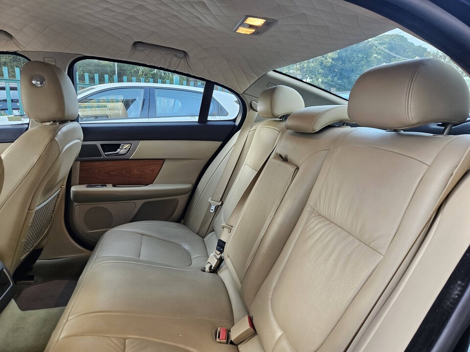 Jaguar XF LUXURY Diesel